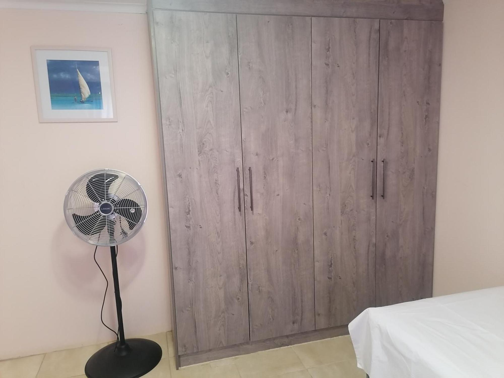 Jjp Self Catering - Three Bedroom House Luderitz Exterior photo